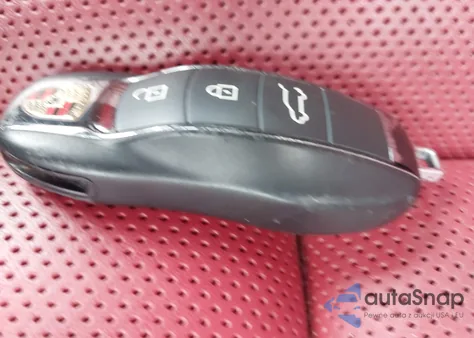 2019 Porsche Macan from USA, damaged, VIN WP1AA2A50KLB07511